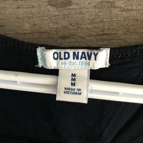 OLD Navy size Med Black tank top with silver sequin shoulders - Picture 4 of 5